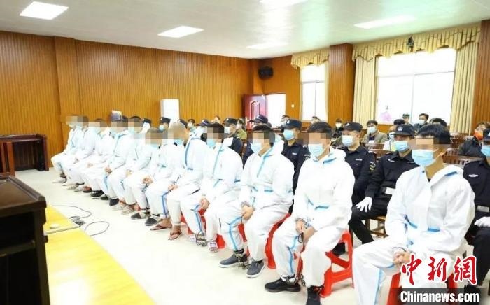 圖為庭審現(xiàn)場(chǎng)?！|蘭法院 攝