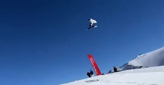 圖片來源：新體育網(wǎng)視頻截圖。