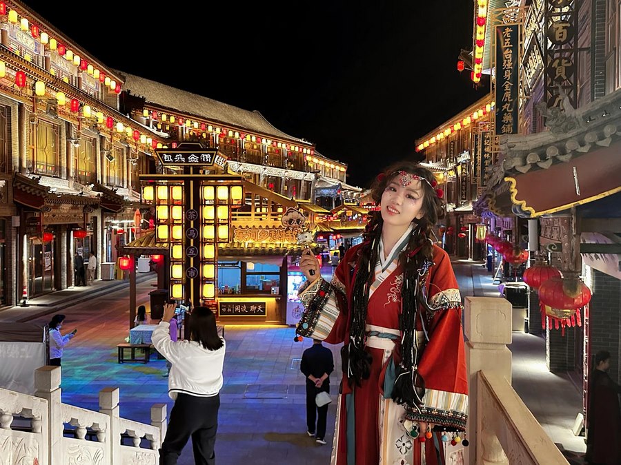 1695270498671984.png 642.png