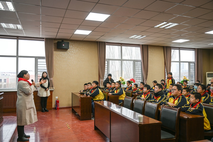 1703308866894673.jpg 團結(jié)小學(xué)6年級同學(xué)提問.jpg