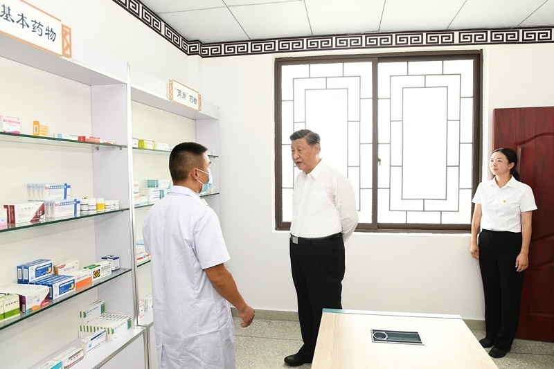 2022年6月8日，習(xí)近平總書(shū)記在四川眉山東坡區(qū)太和鎮(zhèn)永豐村考察。