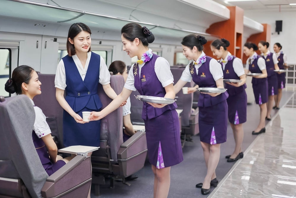 形象儀態(tài)塑造。