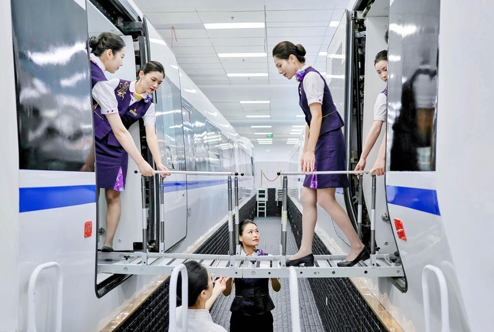 應(yīng)急處置培訓(xùn)。