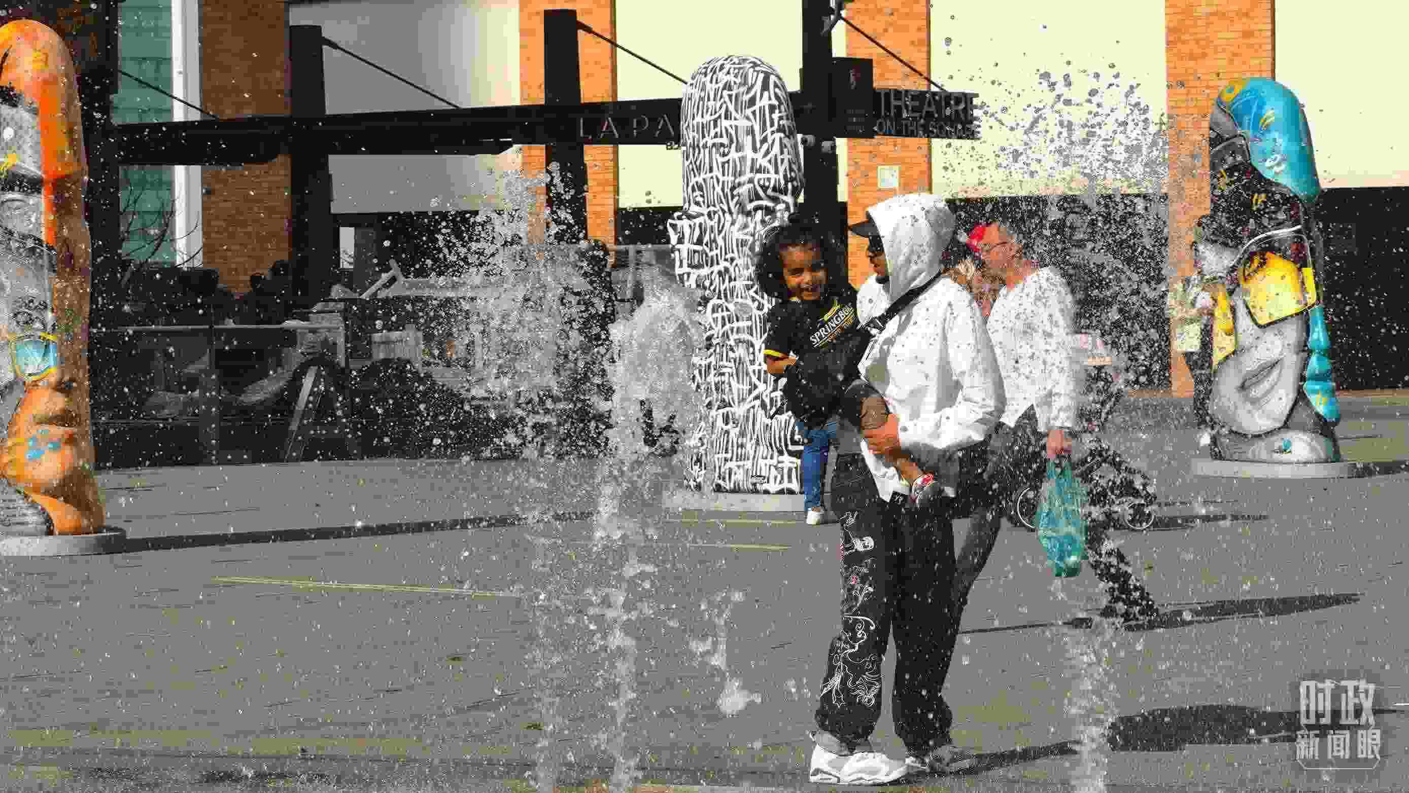 △約翰內(nèi)斯堡街頭。（總臺(tái)央視記者韓銳拍攝）