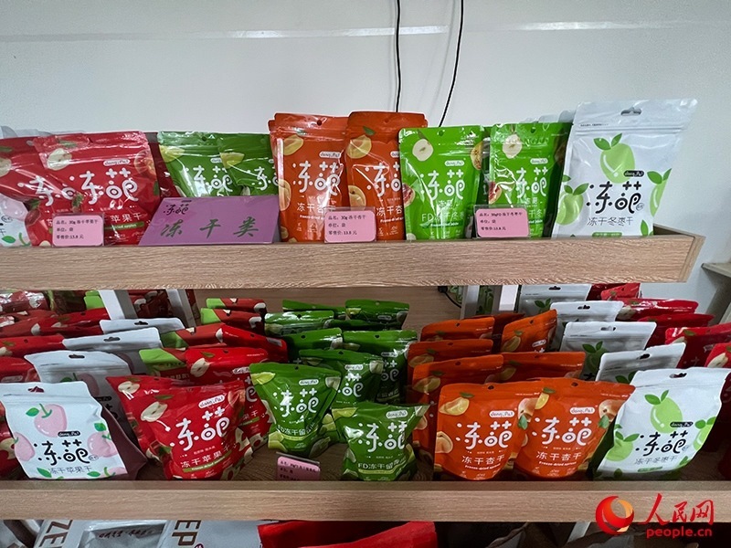 各種凍干食品。人民網(wǎng)記者 常雪梅攝