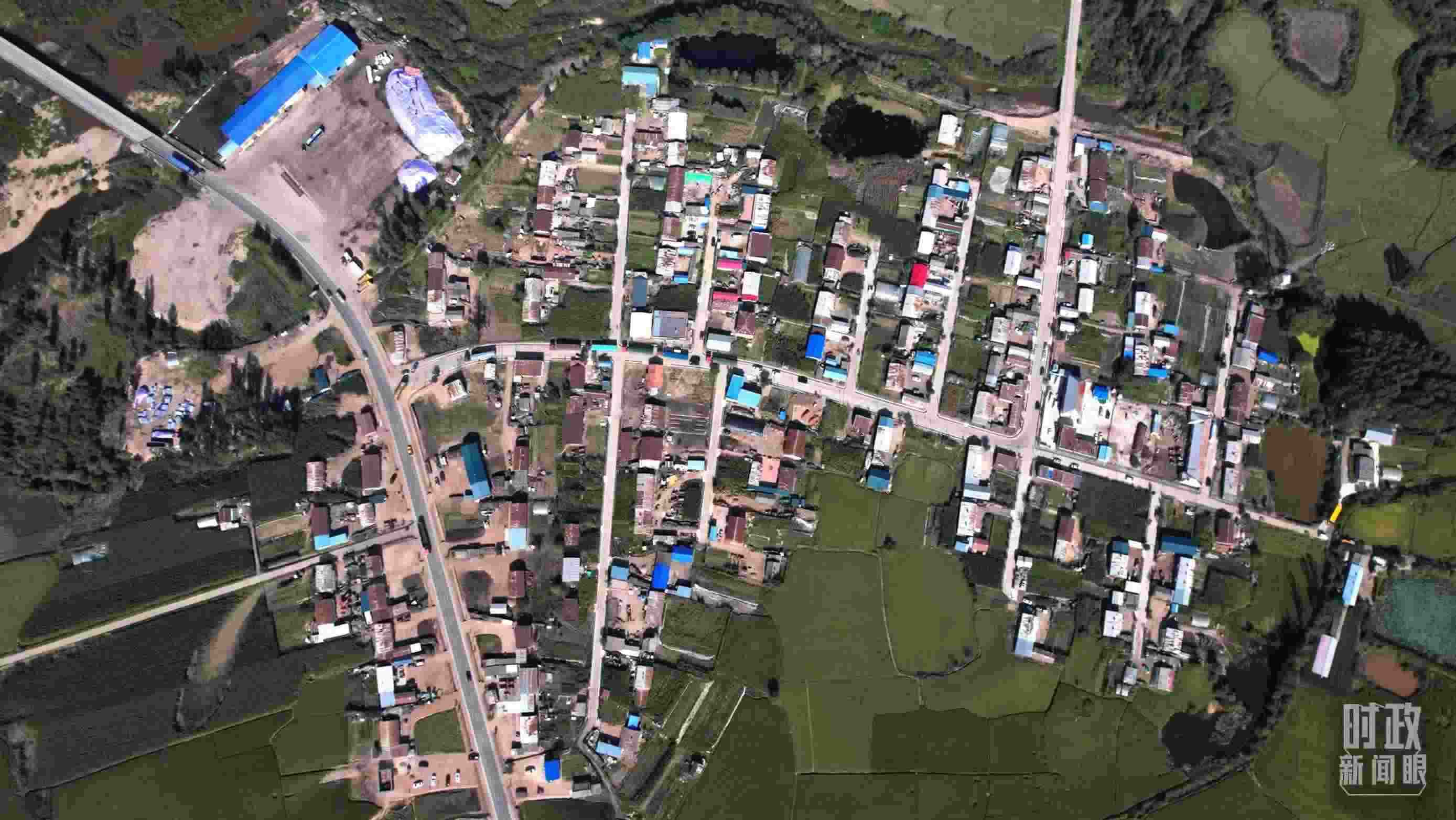 △9月7日，龍王廟村航拍。（總臺(tái)國廣記者李晉拍攝）