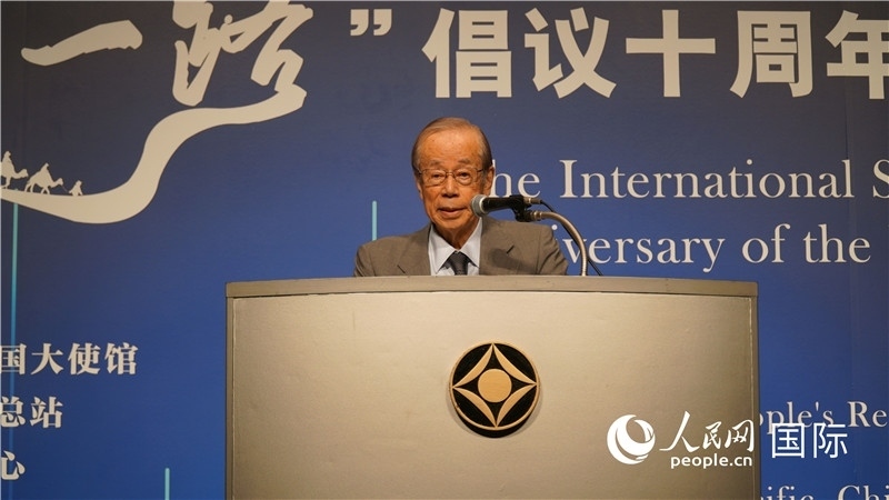 日本前首相福田康夫致辭。人民網(wǎng) 蔣曉辰攝