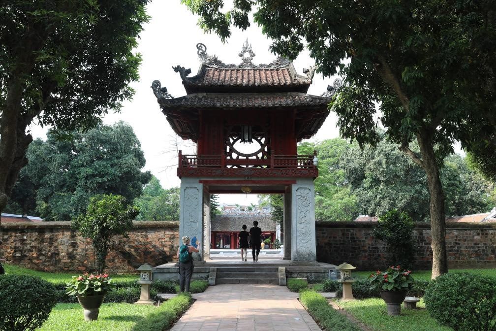 這是越南首都河內(nèi)文廟內(nèi)的奎文閣。