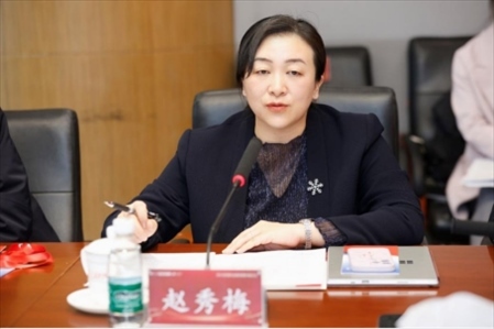 人民網(wǎng)輿情數(shù)據(jù)中心主任、人民在線總經(jīng)理趙秀梅發(fā)言