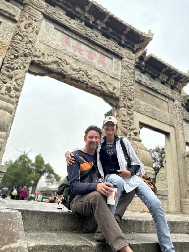 遇見中國(guó)丨在華生活二十年的美國(guó)人譚嘉煦:想用手搖車走遍中國(guó)