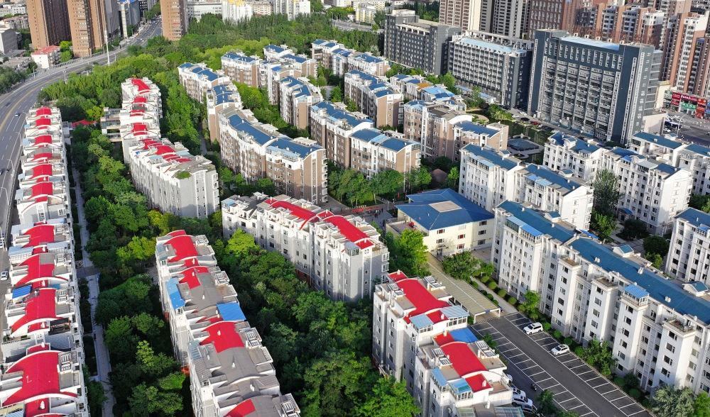 6月19日拍攝的長(zhǎng)城花園社區(qū)（無(wú)人機(jī)照片）。