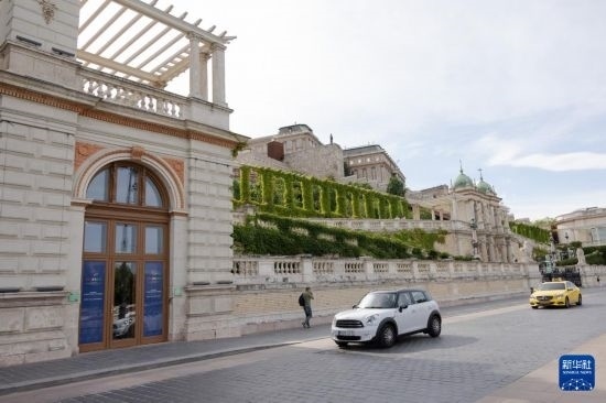 這是7月1日在匈牙利布達佩斯拍攝的匈牙利作為歐盟輪值主席國舉辦系列活動的場地外景。新華社發(fā)（弗爾季·奧蒂洛攝）