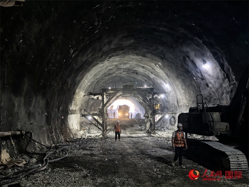 隧道施工現(xiàn)場(chǎng)圖片。人民網(wǎng) 賽義德·邁赫迪攝