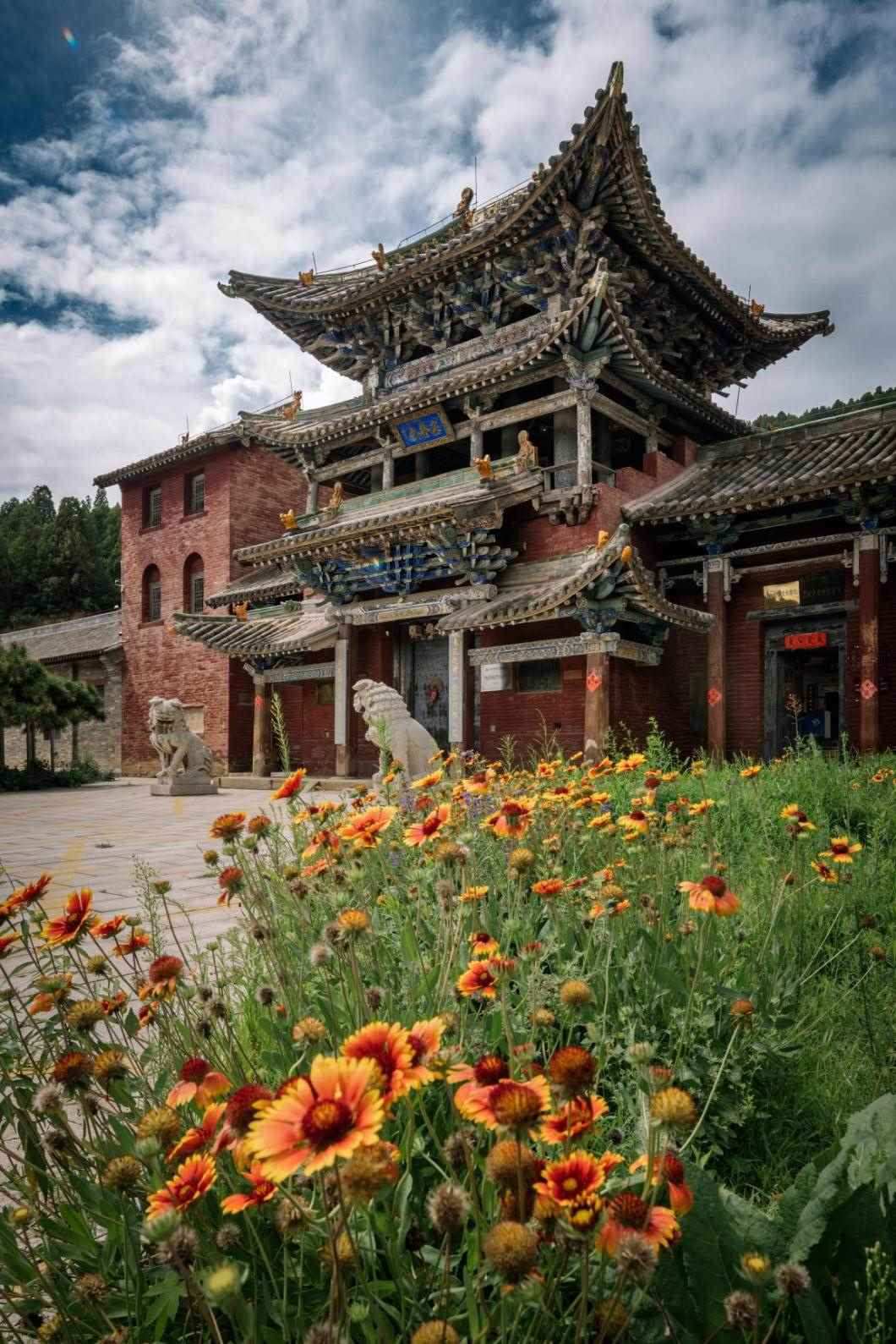 全國(guó)重點(diǎn)文物保護(hù)單位定林寺。蘇唐詩(shī)攝