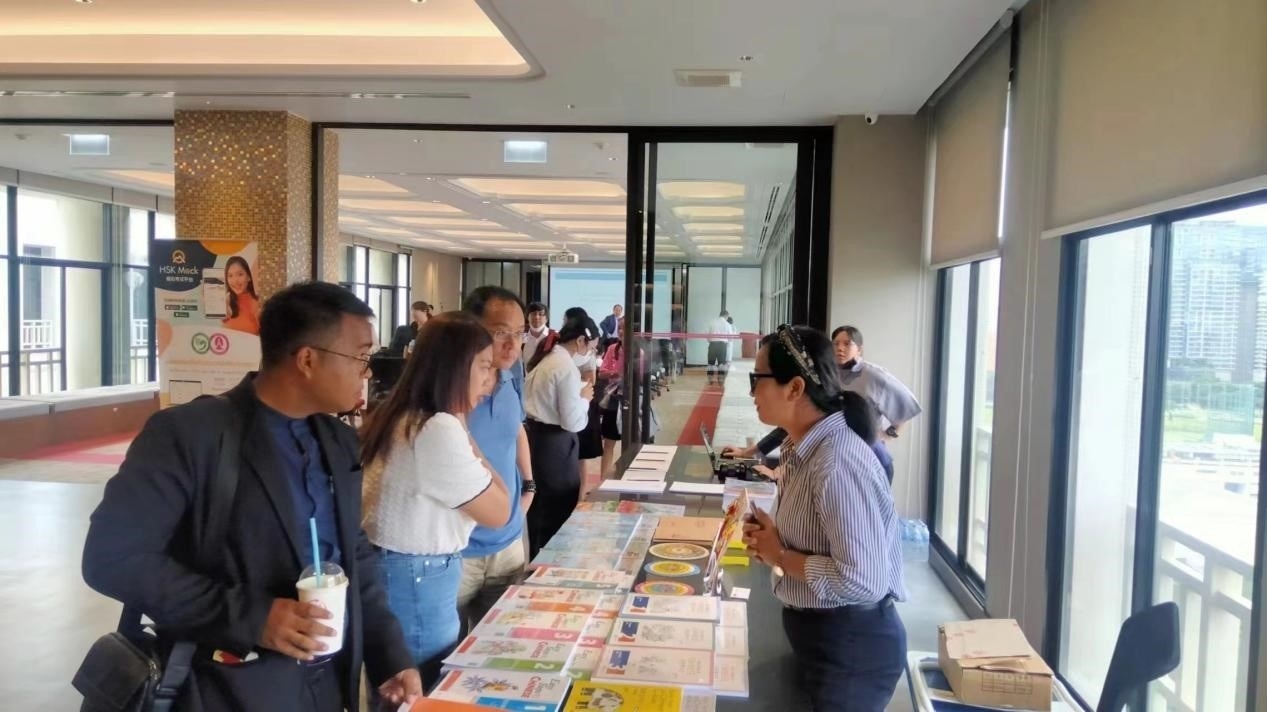 泰國中文教育精英教師高端培訓(xùn)活動(dòng)現(xiàn)場(chǎng)。泰國朱拉隆功大學(xué)孔子學(xué)院供圖