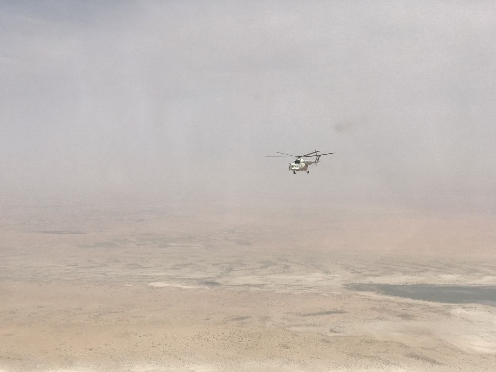 2017年8月8日，中國(guó)首支維和直升機(jī)分隊(duì)直升機(jī)飛行在蘇丹達(dá)爾富爾任務(wù)區(qū)上空。