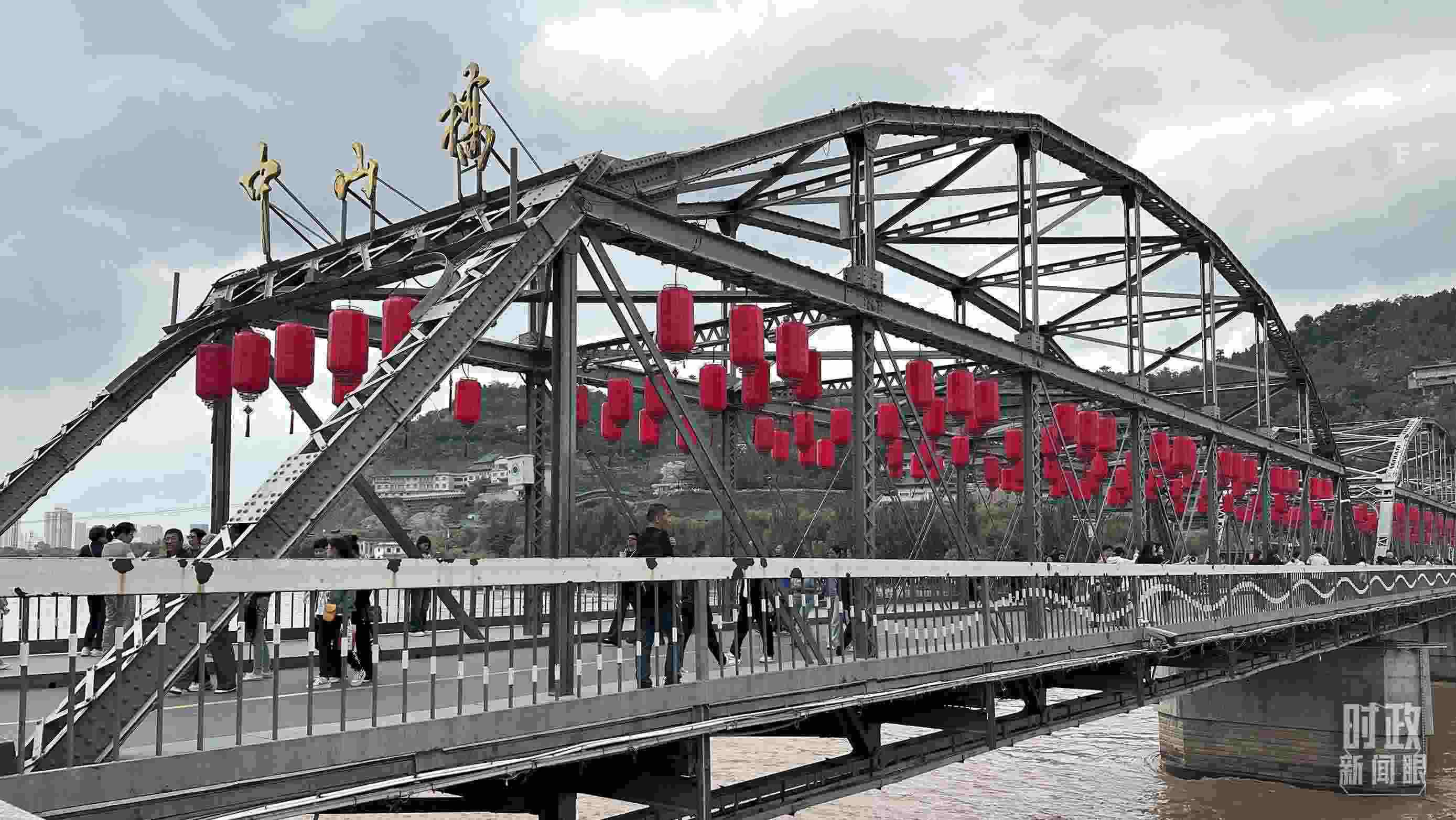 △中山橋。（總臺央視記者范一鳴、覃思拍攝）