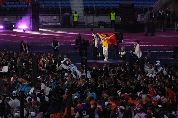 中國(guó)選手登上最高領(lǐng)獎(jiǎng)臺(tái)。人民網(wǎng)記者 于超凡攝