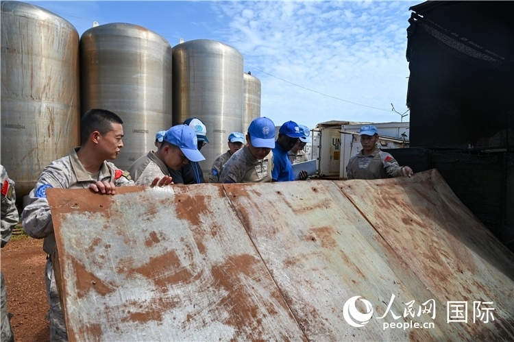 圖3 查看污水處理系統(tǒng)。謝坤攝