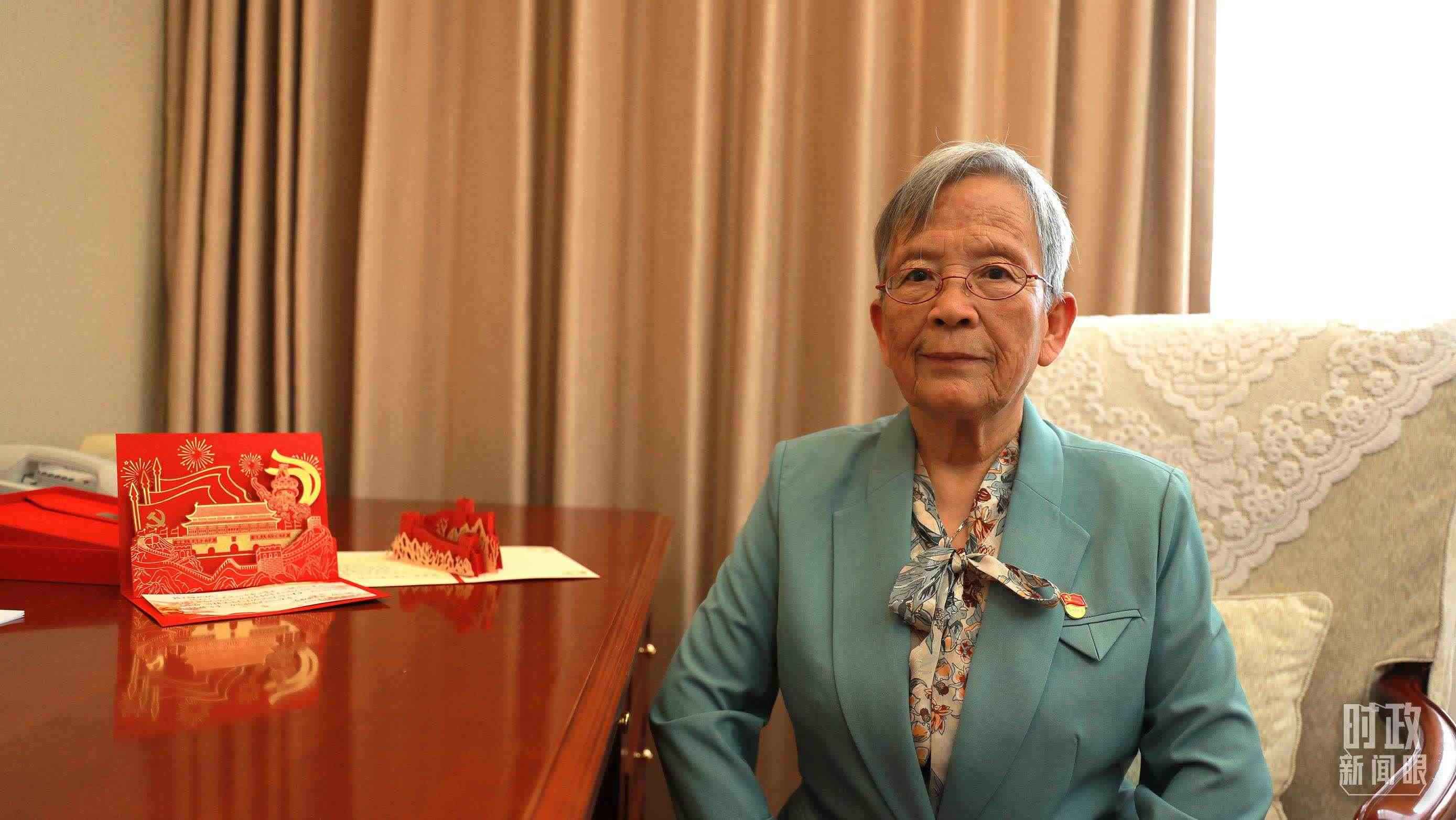 “人民醫(yī)護(hù)工作者”國家榮譽(yù)稱號(hào)獲得者路生梅。（總臺(tái)央視記者姚瑤拍攝）