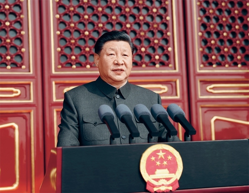 2019年10月1日，慶祝中華人民共和國(guó)成立70周年大會(huì)在北京天安門廣場(chǎng)隆重舉行。中共中央總書記、國(guó)家主席、中央軍委主席習(xí)近平發(fā)表重要講話。 新華社記者 鞠鵬/攝