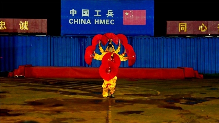 中國傳統(tǒng)文化節(jié)目表演。孫千攝