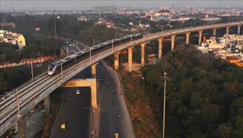 印度北部的軌道交通將自德里到密拉特的車程，從3-4小時(shí)縮短至約1小時(shí)