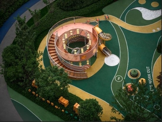 改造后的中鐵臻庭小區(qū)森林樹屋。 王碩敏 攝