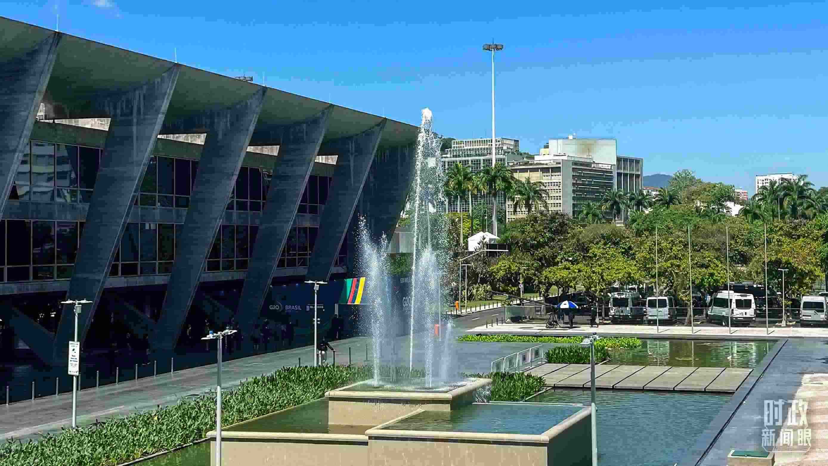 △G20峰會舉辦地，巴西里約熱內(nèi)盧現(xiàn)代藝術(shù)博物館。（總臺央視記者趙怡彬拍攝）