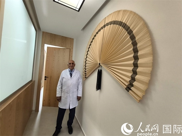 哈利勒的診所內(nèi)。人民網(wǎng)記者 黃培昭攝