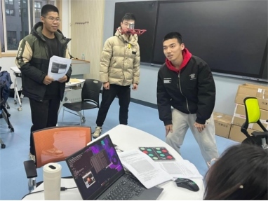 智能無人系統(tǒng)“做中悟”高階項(xiàng)目式課程。校方供圖