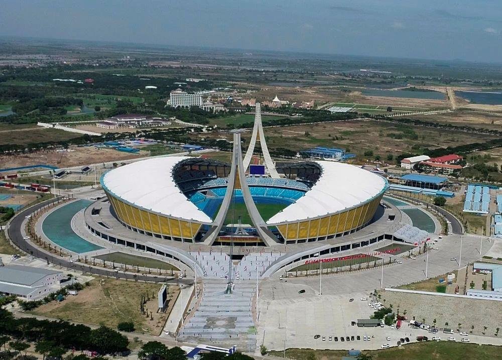 由中國(guó)援建的柬埔寨國(guó)家體育場(chǎng)項(xiàng)目于2021年12月18日正式啟用。