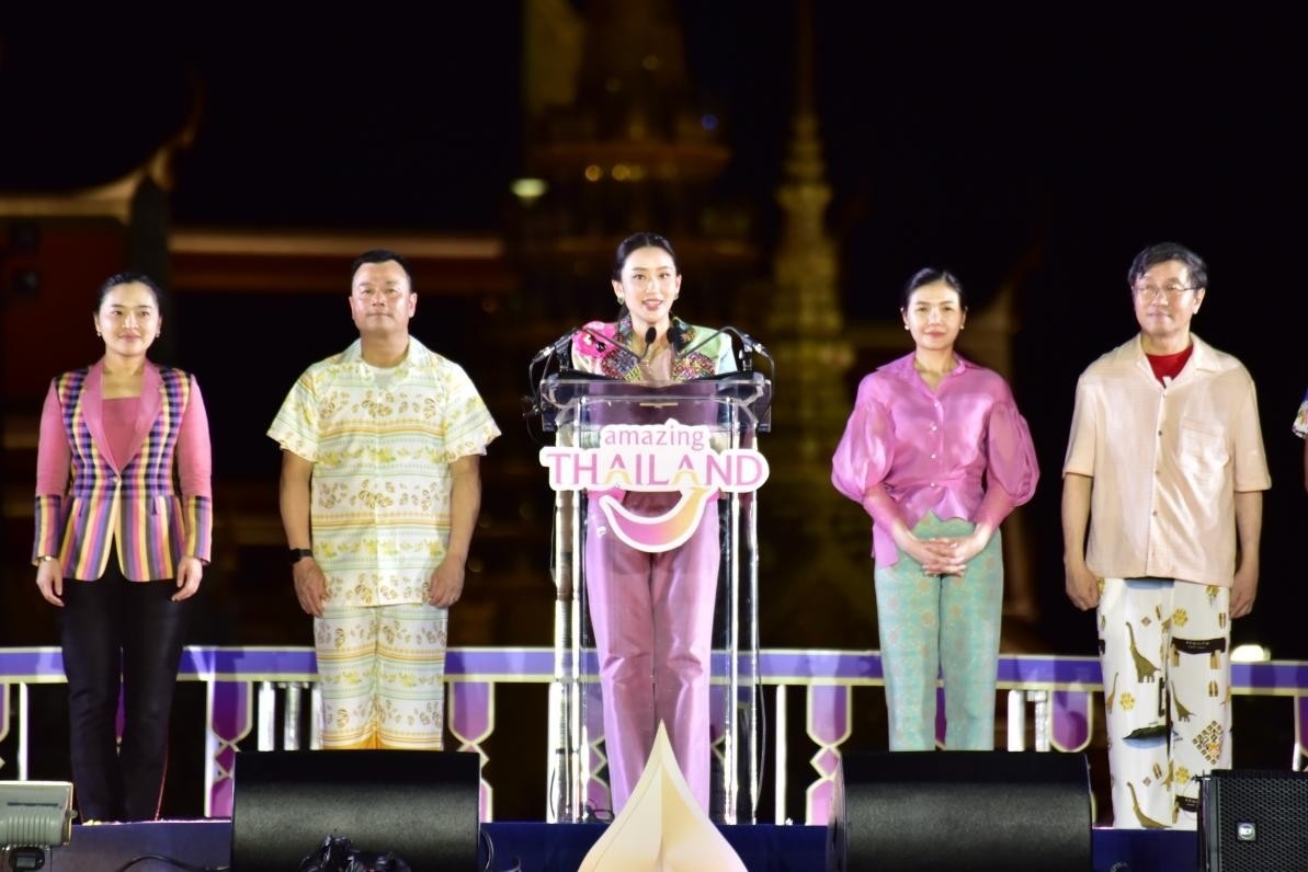 泰國總理佩通坦·欽那瓦宣布泰國潑水節(jié)慶?；顒诱絾?。泰國國家旅游局供圖