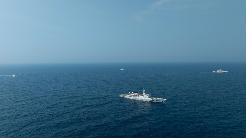 4月22日，中越海警艦艇編隊在北部灣海域開展聯(lián)合巡邏。（中國海警供圖）
