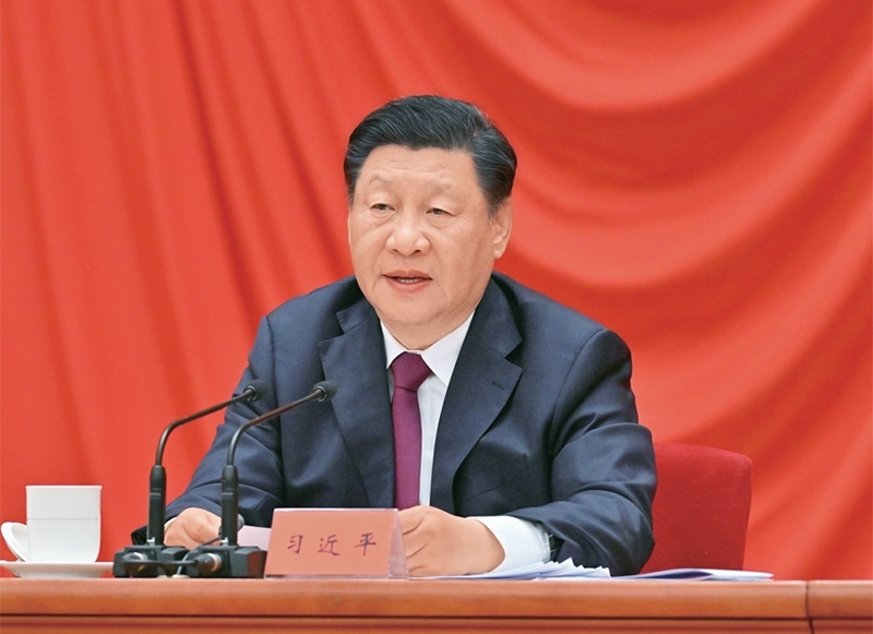 2022年5月10日，慶祝中國(guó)共產(chǎn)主義青年團(tuán)成立100周年大會(huì)在北京人民大會(huì)堂隆重舉行。中共中央總書記、國(guó)家主席、中央軍委主席習(xí)近平在大會(huì)上發(fā)表重要講話。 新華社記者 岳月偉/攝